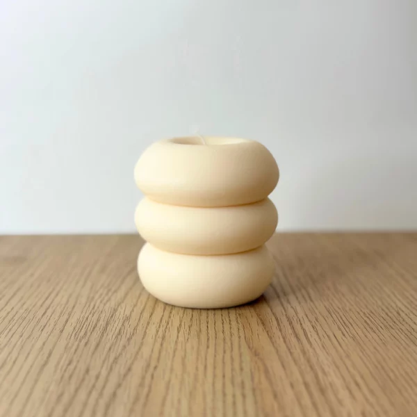 Bougie décorative originale Donut en cire de soja – artisanale et design Wickette